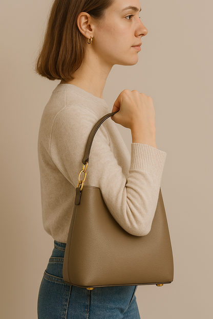 ETOUPE LEATHER BAG